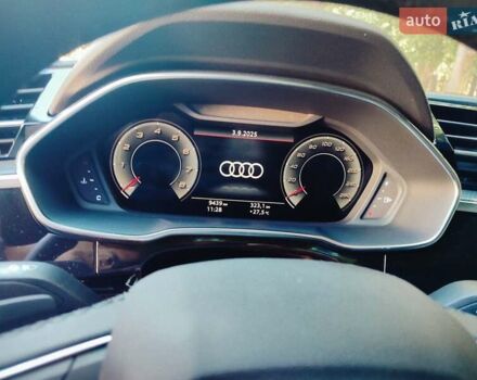 Черный Ауди Ку3, объемом двигателя 1.98 л и пробегом 9 тыс. км за 31999 $, фото 18 на Automoto.ua