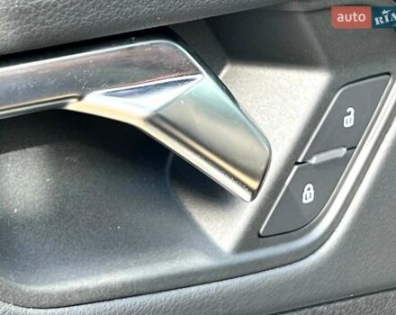 Черный Ауди Ку3, объемом двигателя 1.98 л и пробегом 1 тыс. км за 52499 $, фото 42 на Automoto.ua