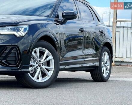 Черный Ауди Ку3, объемом двигателя 1.98 л и пробегом 1 тыс. км за 52499 $, фото 7 на Automoto.ua