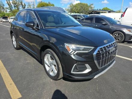 Ауди Ку3 2019 в Днепре (Днепропетровске) на Automoto.ua Черный Ауди Ку3, объемом двигателя 0 л и пробегом 138 тыс. км за 359 $, фото 1 на Automoto.ua