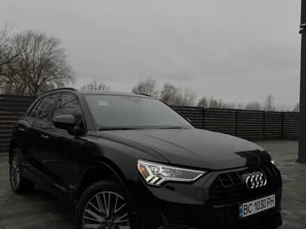Черный Ауди Ку3, объемом двигателя 1.98 л и пробегом 33 тыс. км за 30300 $, фото 1 на Automoto.ua