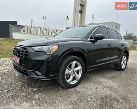 Черный Ауди Ку3, объемом двигателя 2 л и пробегом 63 тыс. км за 19950 $, фото 1 на Automoto.ua