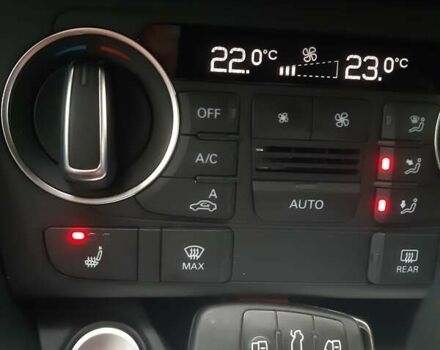 Красный Ауди Ку3, объемом двигателя 1.98 л и пробегом 145 тыс. км за 18700 $, фото 35 на Automoto.ua