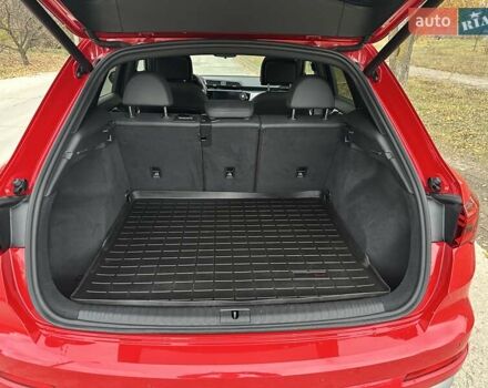 Красный Ауди Ку3, объемом двигателя 1.98 л и пробегом 53 тыс. км за 23000 $, фото 7 на Automoto.ua