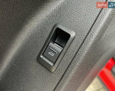 Красный Ауди Ку3, объемом двигателя 2 л и пробегом 226 тыс. км за 19900 $, фото 48 на Automoto.ua