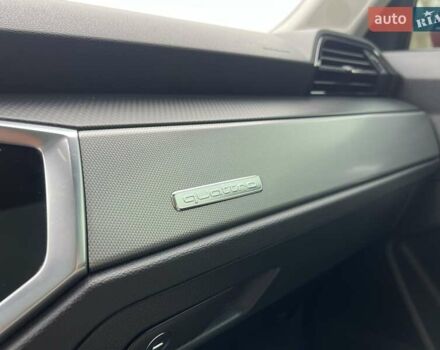 Красный Ауди Ку3, объемом двигателя 2 л и пробегом 226 тыс. км за 19900 $, фото 30 на Automoto.ua