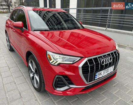 Красный Ауди Ку3, объемом двигателя 2 л и пробегом 95 тыс. км за 27700 $, фото 2 на Automoto.ua
