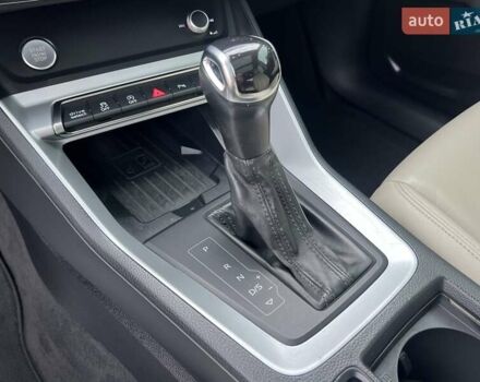 Красный Ауди Ку3, объемом двигателя 2 л и пробегом 226 тыс. км за 19900 $, фото 25 на Automoto.ua