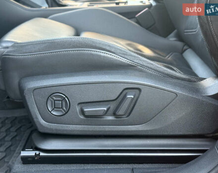 Красный Ауди Ку3, объемом двигателя 1.98 л и пробегом 93 тыс. км за 29750 $, фото 33 на Automoto.ua