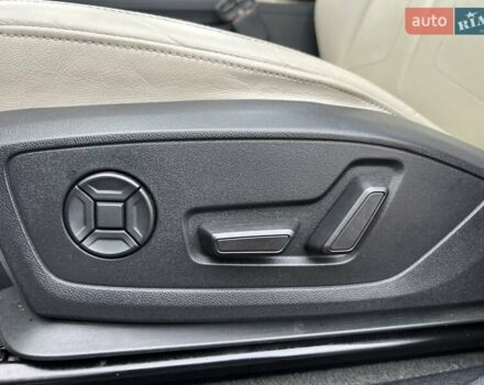 Красный Ауди Ку3, объемом двигателя 2 л и пробегом 226 тыс. км за 19900 $, фото 47 на Automoto.ua