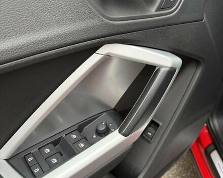 Красный Ауди Ку3, объемом двигателя 1.98 л и пробегом 95 тыс. км за 33700 $, фото 47 на Automoto.ua