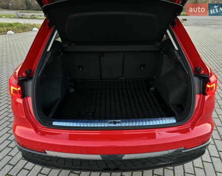 Красный Ауди Ку3, объемом двигателя 1.98 л и пробегом 46 тыс. км за 39900 $, фото 8 на Automoto.ua