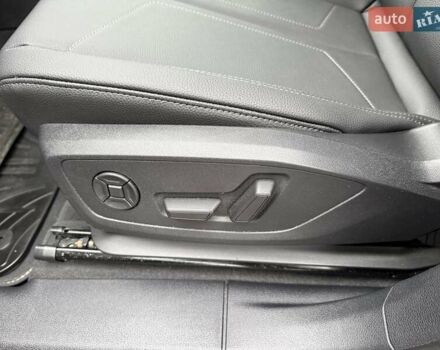 Красный Ауди Ку3, объемом двигателя 1.98 л и пробегом 95 тыс. км за 33700 $, фото 40 на Automoto.ua