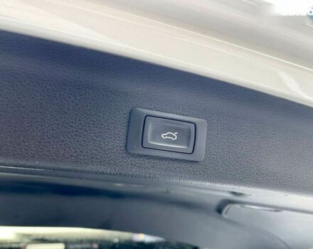 Ауди Ку3, объемом двигателя 2 л и пробегом 108 тыс. км за 19999 $, фото 14 на Automoto.ua