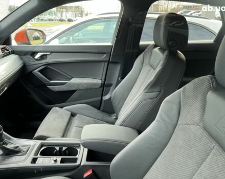 Ауди Ку3, объемом двигателя 2 л и пробегом 7 тыс. км за 51384 $, фото 3 на Automoto.ua