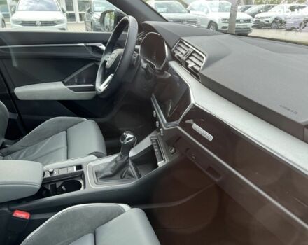 Ауди Ку3, объемом двигателя 2 л и пробегом 1 тыс. км за 59339 $, фото 4 на Automoto.ua