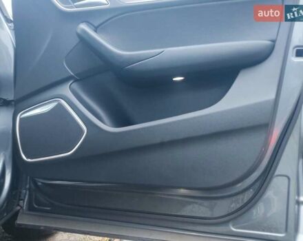 Сірий Ауді Ку3, об'ємом двигуна 2 л та пробігом 179 тис. км за 21500 $, фото 2 на Automoto.ua