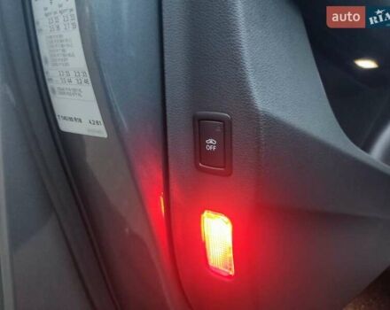 Сірий Ауді Ку3, об'ємом двигуна 2 л та пробігом 179 тис. км за 21500 $, фото 5 на Automoto.ua