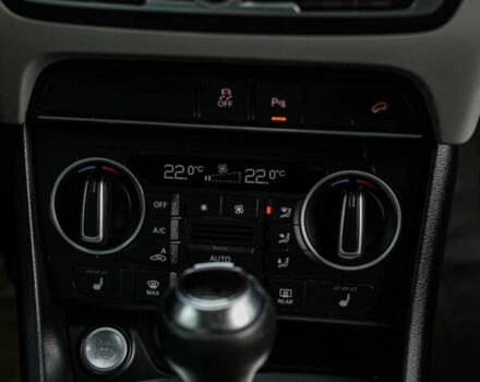 Серый Ауди Ку3, объемом двигателя 2 л и пробегом 255 тыс. км за 15300 $, фото 17 на Automoto.ua