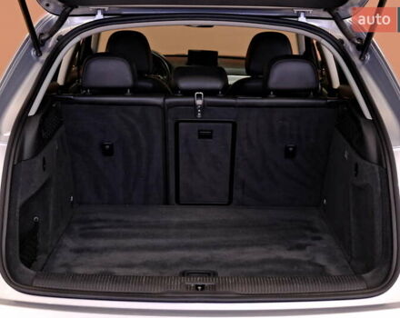 Серый Ауди Ку3, объемом двигателя 2 л и пробегом 128 тыс. км за 13900 $, фото 48 на Automoto.ua