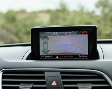 Серый Ауди Ку3, объемом двигателя 2 л и пробегом 255 тыс. км за 15300 $, фото 16 на Automoto.ua