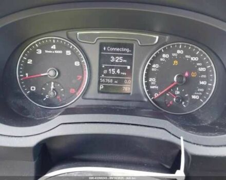 Серый Ауди Ку3, объемом двигателя 2 л и пробегом 56 тыс. км за 2800 $, фото 6 на Automoto.ua