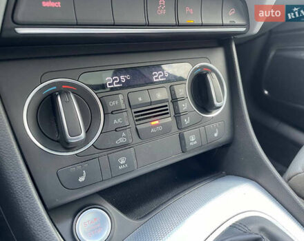 Серый Ауди Ку3, объемом двигателя 2 л и пробегом 118 тыс. км за 15500 $, фото 13 на Automoto.ua