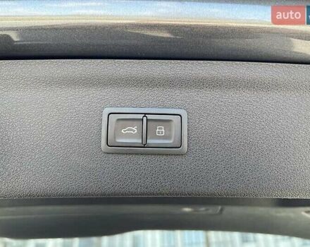 Серый Ауди Ку3, объемом двигателя 1.98 л и пробегом 131 тыс. км за 19100 $, фото 18 на Automoto.ua