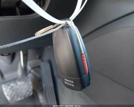 Серый Ауди Ку3, объемом двигателя 2 л и пробегом 78 тыс. км за 3900 $, фото 10 на Automoto.ua