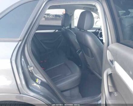 Серый Ауди Ку3, объемом двигателя 2 л и пробегом 78 тыс. км за 3900 $, фото 7 на Automoto.ua