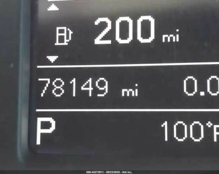 Серый Ауди Ку3, объемом двигателя 2 л и пробегом 78 тыс. км за 3900 $, фото 14 на Automoto.ua