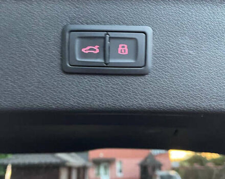 Серый Ауди Ку3, объемом двигателя 2 л и пробегом 52 тыс. км за 17500 $, фото 18 на Automoto.ua