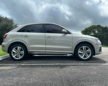 Ауди Ку3 2017 в Днепре (Днепропетровске) на Automoto.ua Серый Ауди Ку3, объемом двигателя 2 л и пробегом 70 тыс. км за 3600 $, фото 3 на Automoto.ua