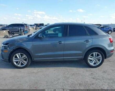 Серый Ауди Ку3, объемом двигателя 2 л и пробегом 78 тыс. км за 3900 $, фото 13 на Automoto.ua