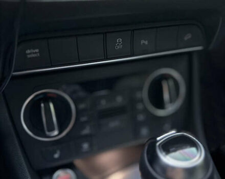 Серый Ауди Ку3, объемом двигателя 1.98 л и пробегом 59 тыс. км за 22500 $, фото 22 на Automoto.ua