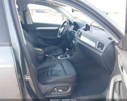 Серый Ауди Ку3, объемом двигателя 2 л и пробегом 78 тыс. км за 3900 $, фото 4 на Automoto.ua