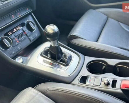 Серый Ауди Ку3, объемом двигателя 2 л и пробегом 37 тыс. км за 8000 $, фото 7 на Automoto.ua