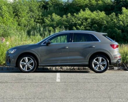 Ауди Ку3 2019 в Черновцах на Automoto.ua Серый Ауди Ку3, объемом двигателя 2 л и пробегом 42 тыс. км за 11800 $, фото 7 на Automoto.ua