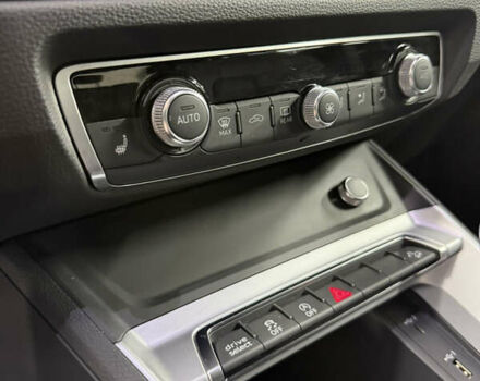 Сірий Ауді Ку3, об'ємом двигуна 1.98 л та пробігом 115 тис. км за 27900 $, фото 23 на Automoto.ua