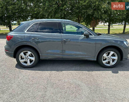 Серый Ауди Ку3, объемом двигателя 1.98 л и пробегом 95 тыс. км за 23500 $, фото 3 на Automoto.ua