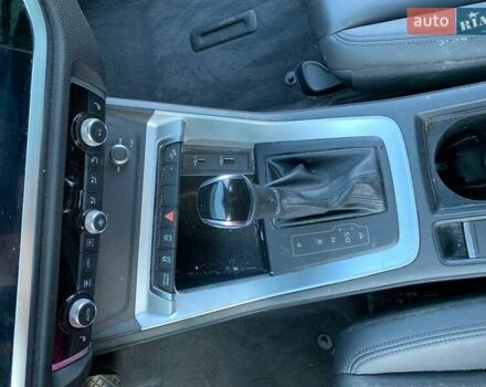 Серый Ауди Ку3, объемом двигателя 1.98 л и пробегом 163 тыс. км за 15500 $, фото 21 на Automoto.ua