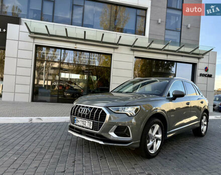 Сірий Ауді Ку3, об'ємом двигуна 1.98 л та пробігом 60 тис. км за 23500 $, фото 4 на Automoto.ua