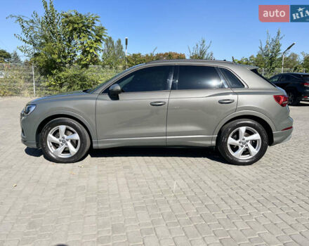 Ауди Ку3 2019 в Днепре (Днепропетровске) на Automoto.ua Серый Ауди Ку3, объемом двигателя 1.97 л и пробегом 136 тыс. км за 37000 $, фото 3 на Automoto.ua