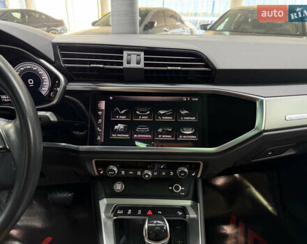 Сірий Ауді Ку3, об'ємом двигуна 1.98 л та пробігом 55 тис. км за 28900 $, фото 26 на Automoto.ua