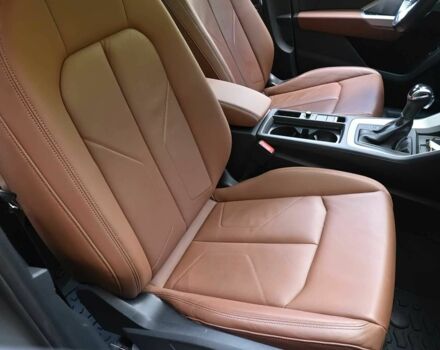 Серый Ауди Ку3, объемом двигателя 2 л и пробегом 48 тыс. км за 7000 $, фото 10 на Automoto.ua