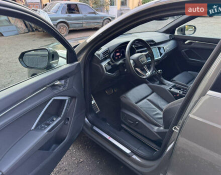 Серый Ауди Ку3, объемом двигателя 1.98 л и пробегом 65 тыс. км за 30000 $, фото 8 на Automoto.ua