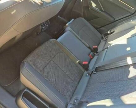 Сірий Ауді Ку3, об'ємом двигуна 2 л та пробігом 65 тис. км за 17000 $, фото 10 на Automoto.ua