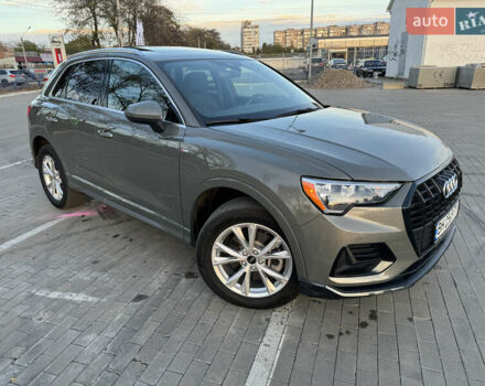 Серый Ауди Ку3, объемом двигателя 1.98 л и пробегом 43 тыс. км за 29000 $, фото 3 на Automoto.ua