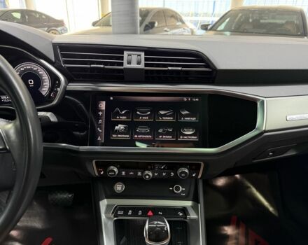 Серый Ауди Ку3, объемом двигателя 2 л и пробегом 55 тыс. км за 28900 $, фото 21 на Automoto.ua