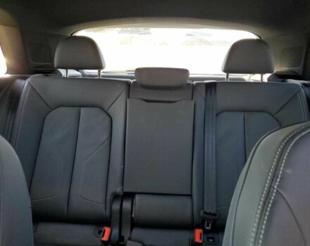 Серый Ауди Ку3, объемом двигателя 2 л и пробегом 36 тыс. км за 10000 $, фото 9 на Automoto.ua